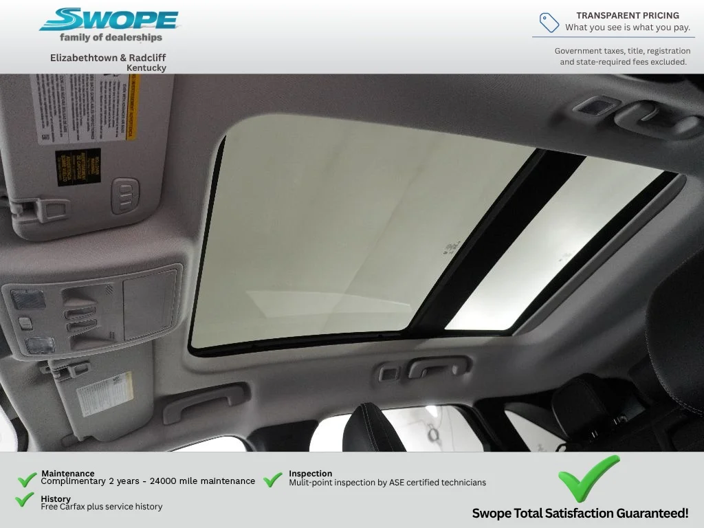 Used 2025 STAR WHITE METALLIC TRI-COAT Ford PHEV image 32