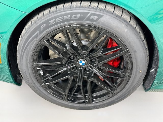 New 2027 Green Metallic BMW Base image 32