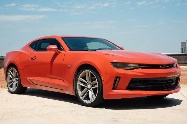 Used 2018 Chevrolet Camaro 1LT with VIN 1G1FB1RX8J0108502 for sale in San Angelo, TX