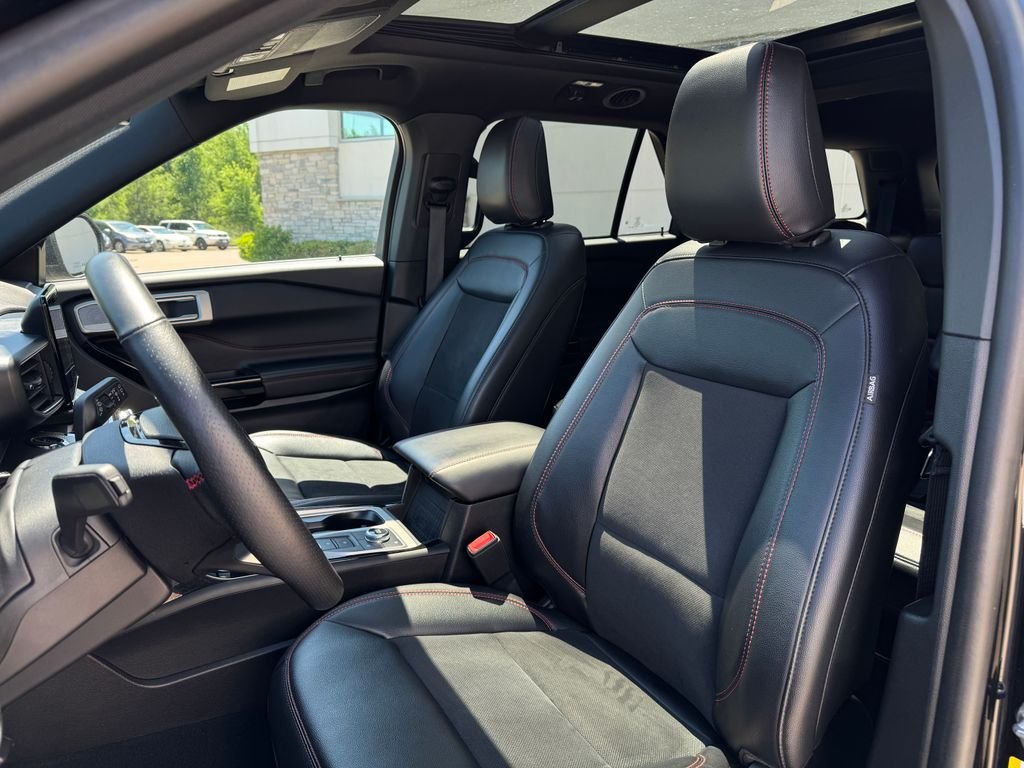 2023 Ford Explorer ST Line - Photo 31