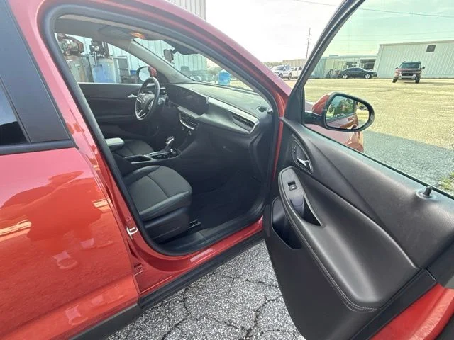 Used 2024 Red Buick Preferred image 18
