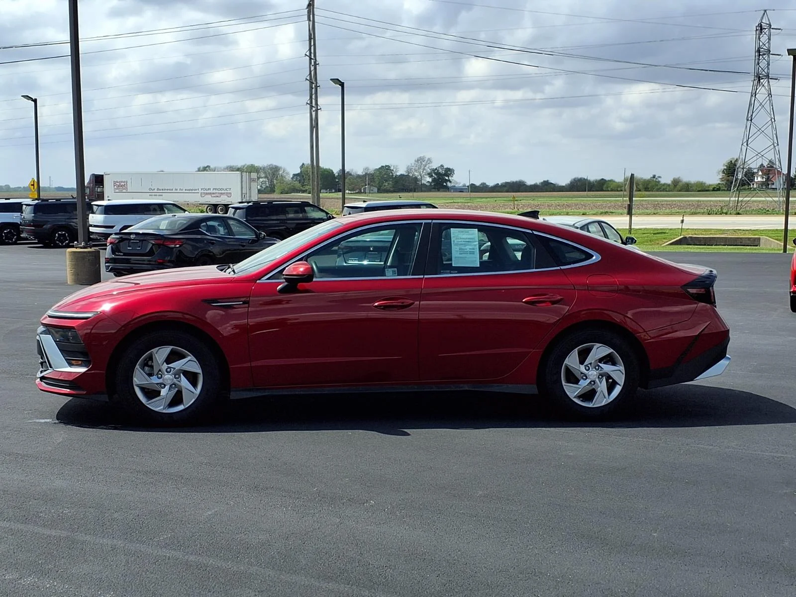 Used 2025 Ultimate Red Metallic Hyundai SE image 19