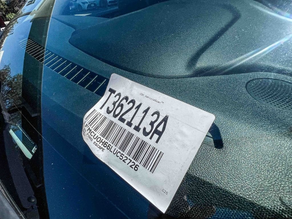Used 2020 White Ford SEL image 28
