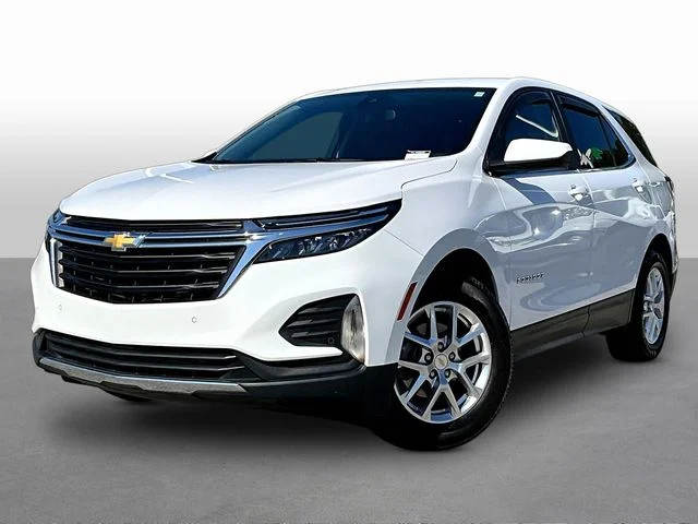 Used 2022 White Chevrolet LT image 3