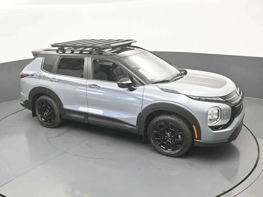 2025 Mitsubishi Outlander Trail Edition - Photo 65