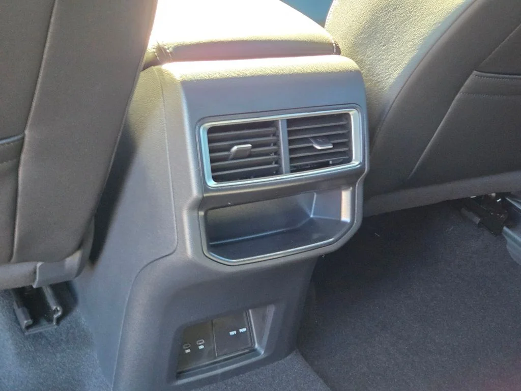 New 2026 Black Volkswagen 2.0T SE w/Technology image 8