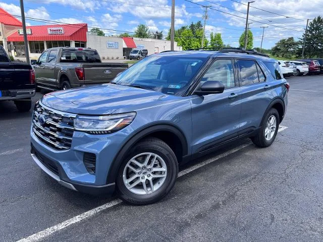 New 2026 Vapor Blue Metallic Ford Active image 18