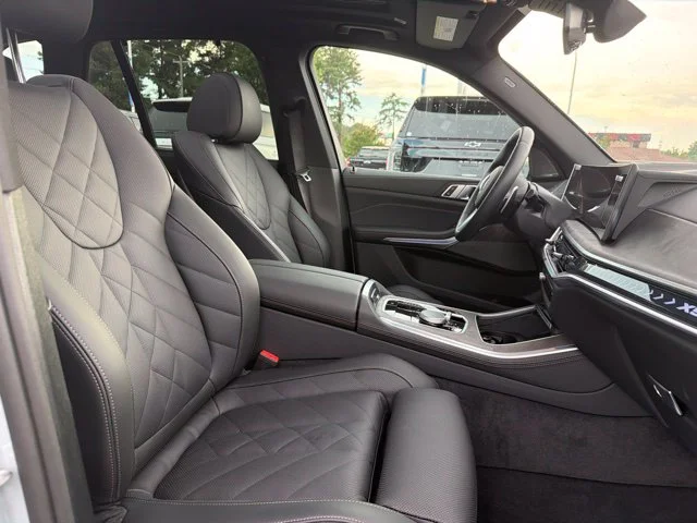 Used 2026 Gray BMW sDrive40i image 19