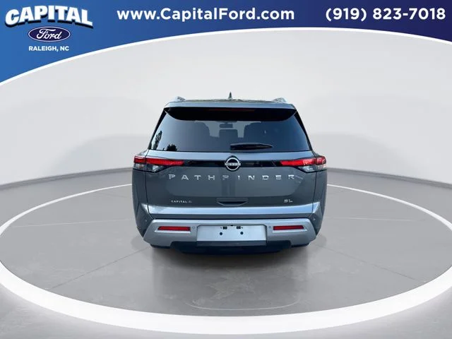 Used 2022 Gray Nissan SL image 7
