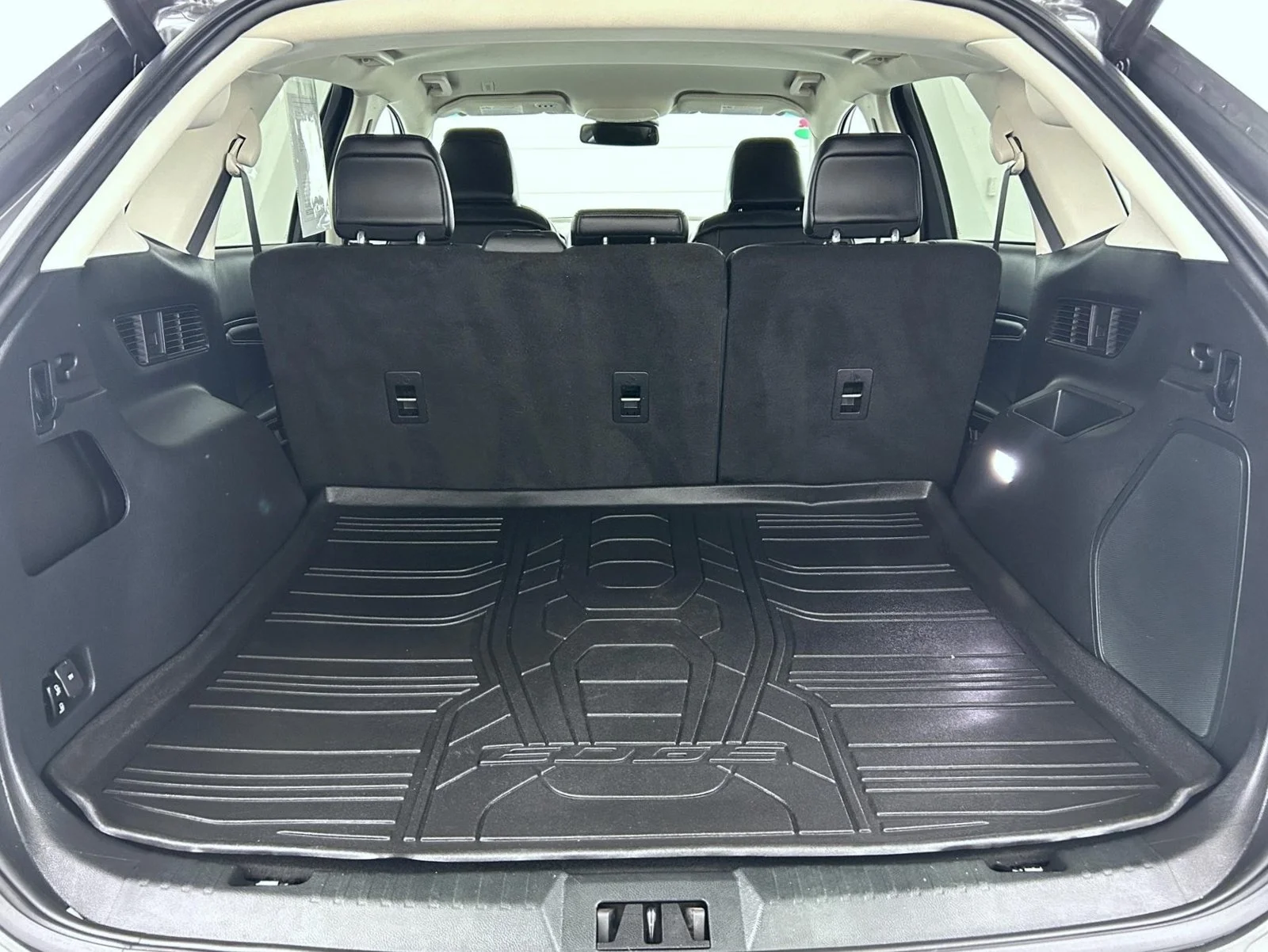 Used 2024 Gray Ford Titanium image 22