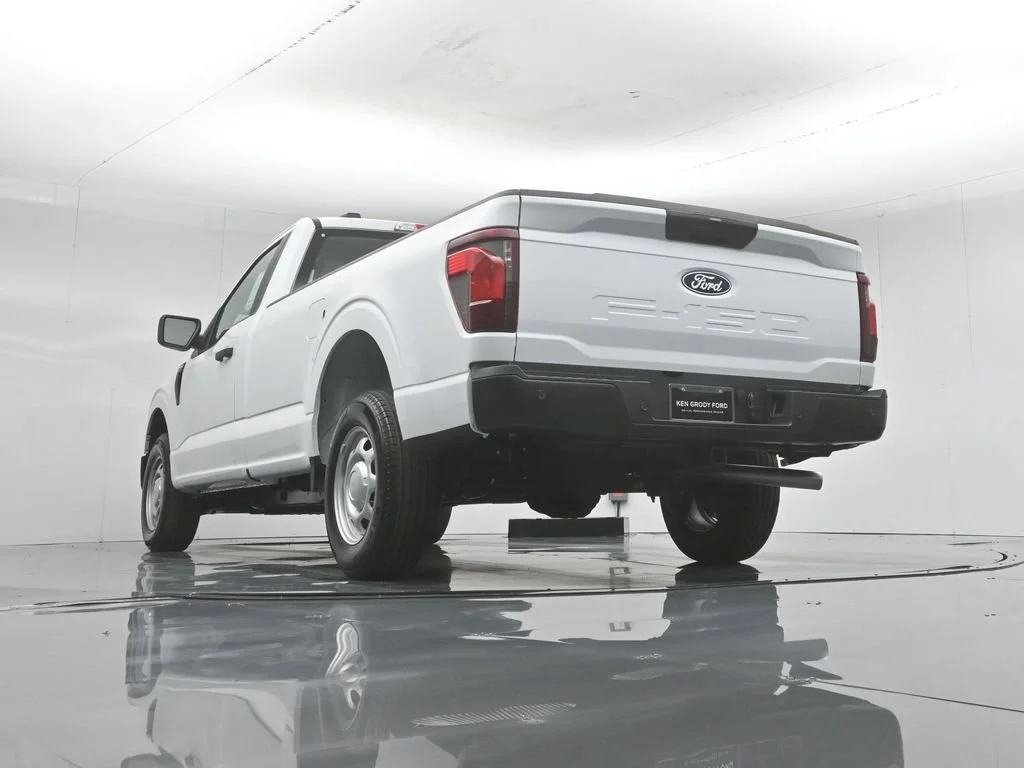 New 2026 Oxford White Ford XL image 40