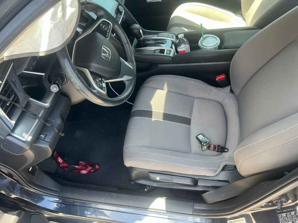 Used 2018 Blue Honda EX-T image 5