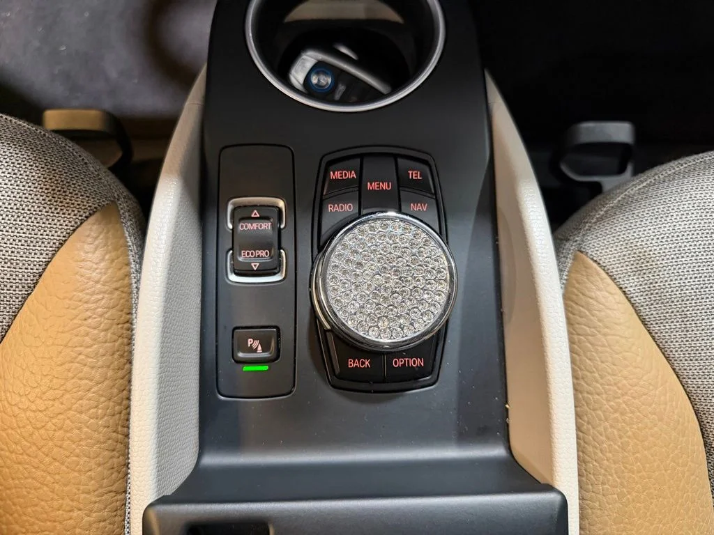Used 2016 White BMW with Range Extender image 21