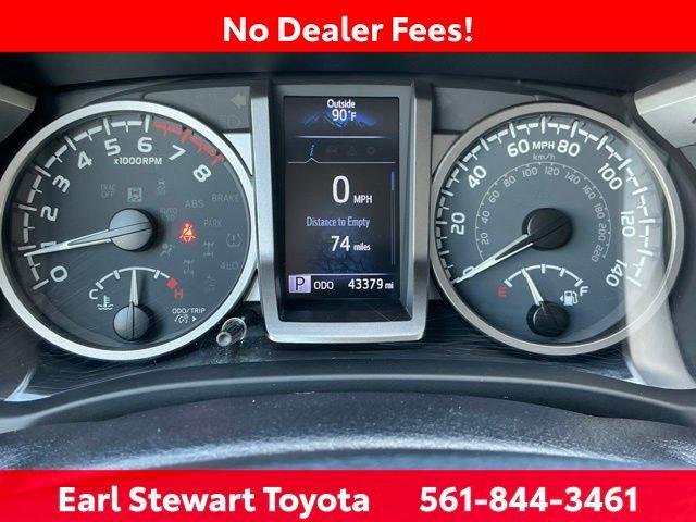 Certified Used 2023 MAGNETIC GRAY MET. Toyota  image 43