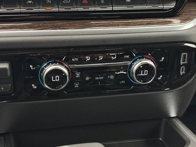 New 2026 Summit White GMC Elevation image 26