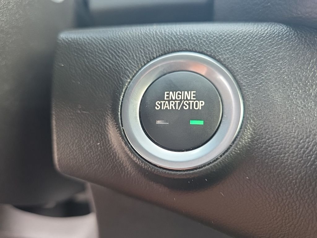 Used 2023 Red GMC SLE image 23