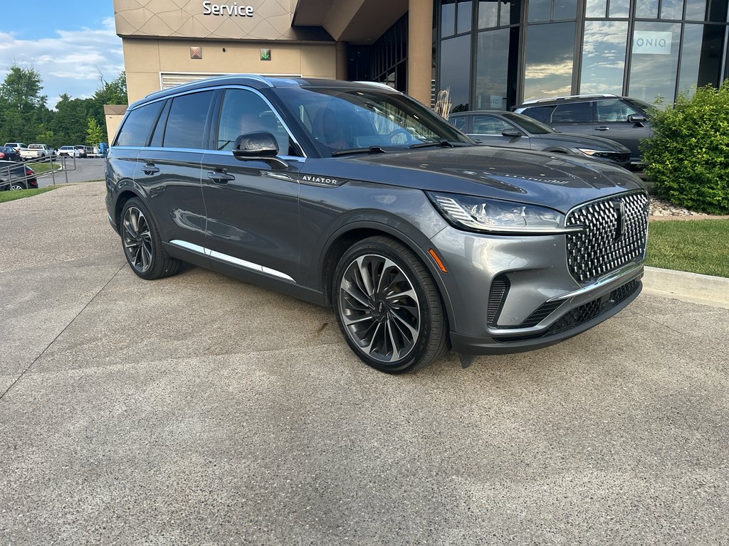 2025 Lincoln Aviator Reserve AWD's photo