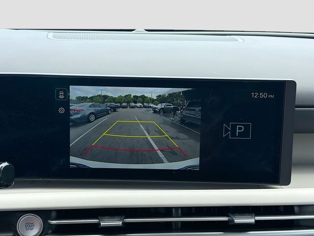2025 Hyundai Tucson SE - Photo 13