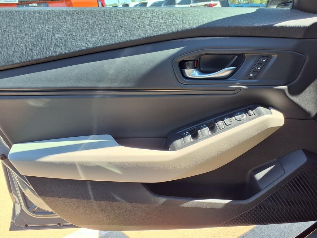 New 2026 Urban Gray Pearl Honda EX-L image 10