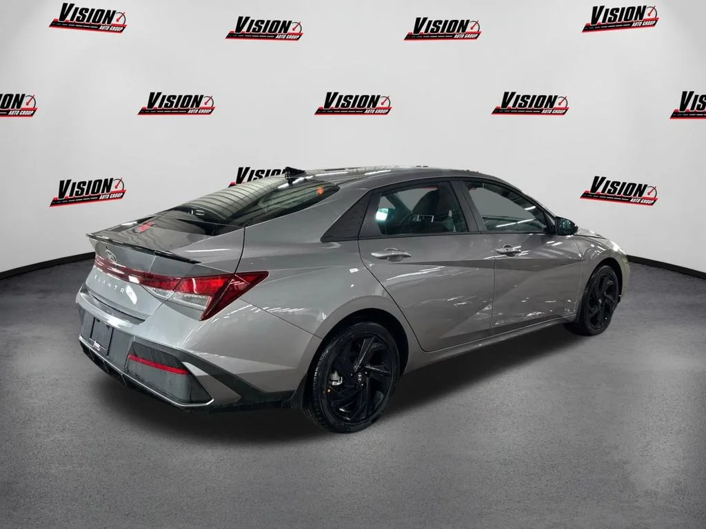New 2026 Silver Hyundai SEL Sport image 5