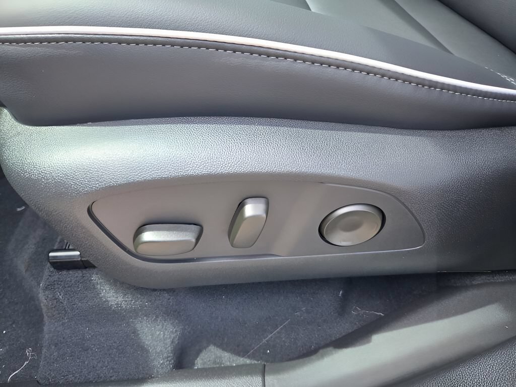 2026 Buick Enclave Preferred - Photo 19