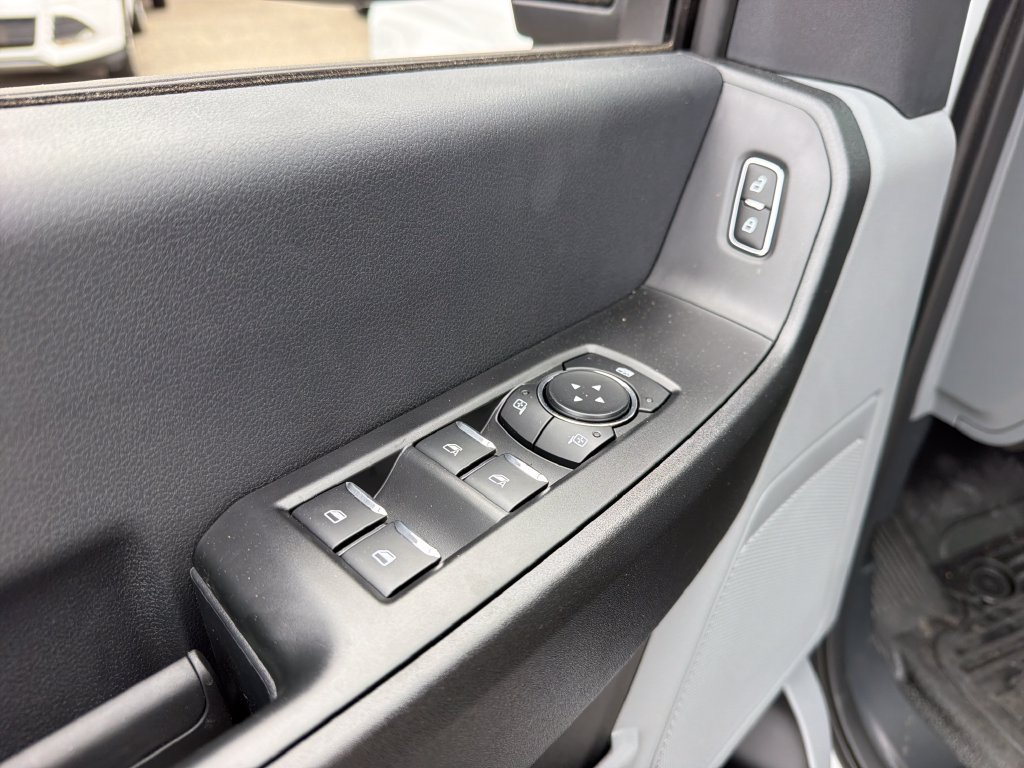 New 2026 Oxford White Ford F-250® XL image 15