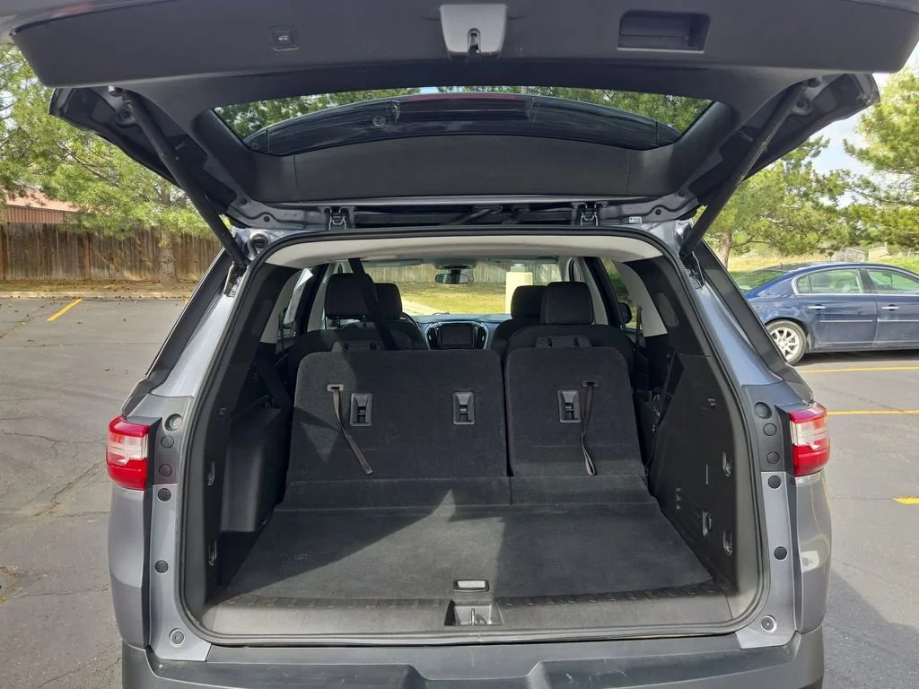 Used 2019 Satin Steel Metallic Chevrolet LT Cloth image 21