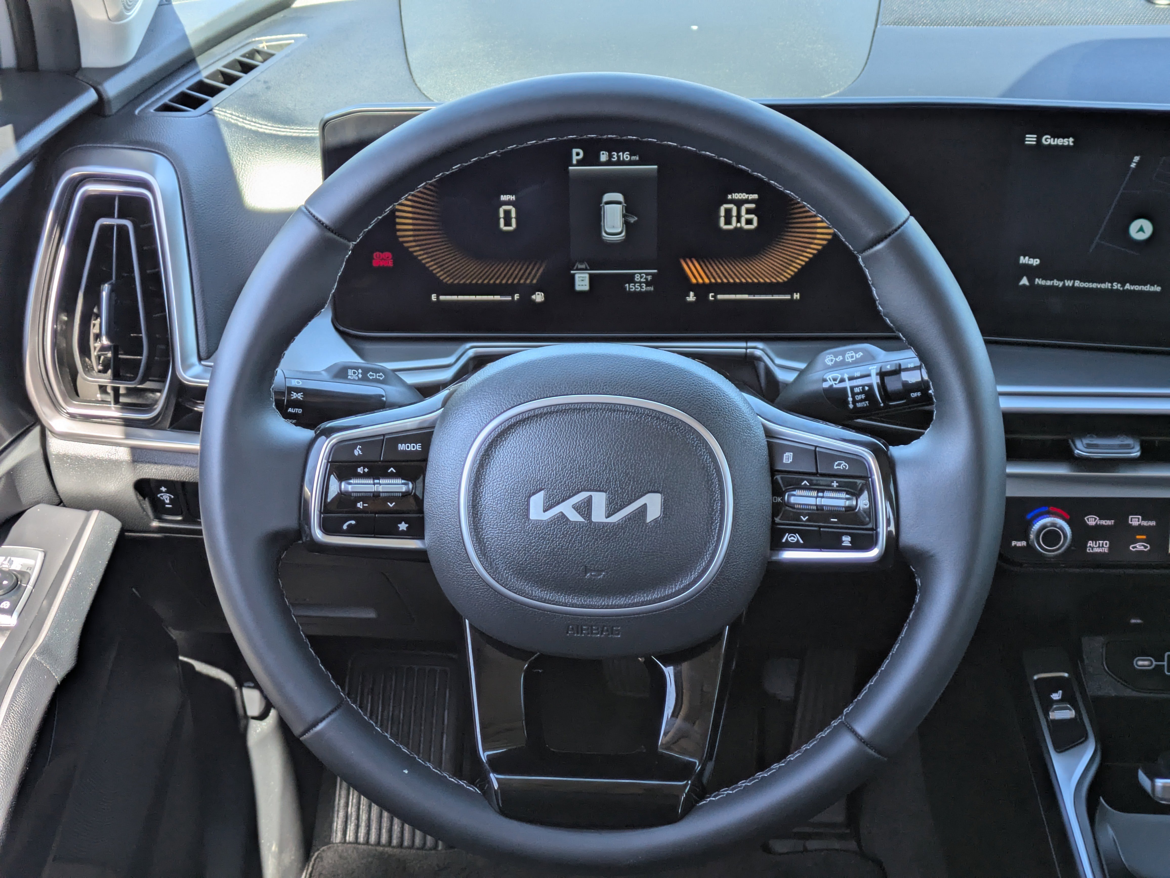 2025 Kia Sorento S - Photo 22