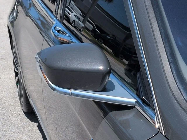Certified Used 2019 Dark Gray Lincoln Black Label image 12