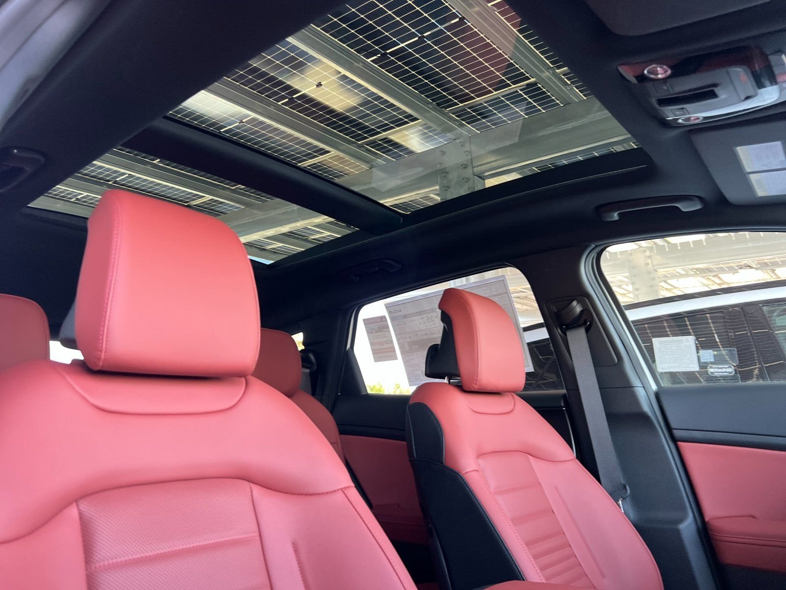 New 2026 Snow White Pearl Kia SX Prestige image 18