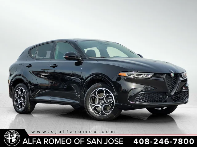 2025 Alfa Romeo Tonale Base