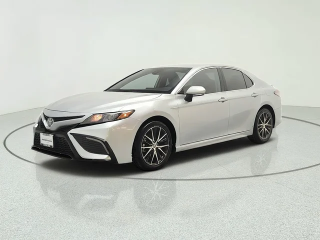 2024 Toyota Camry SE Auto (Natl)