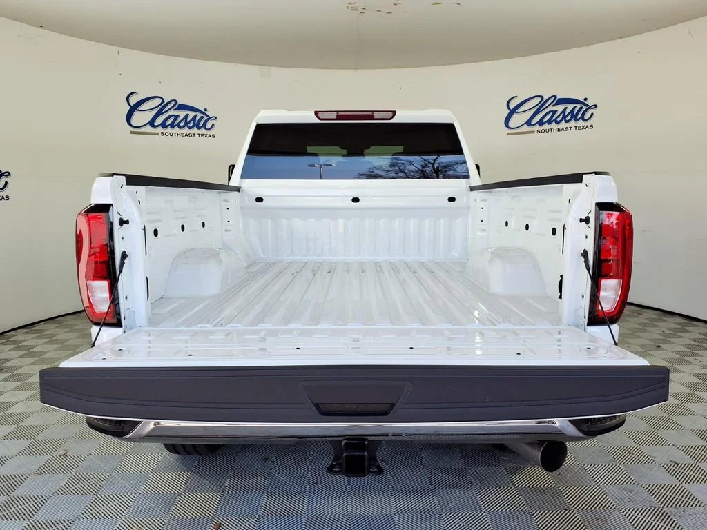 New 2026 Summit White GMC Pro image 12
