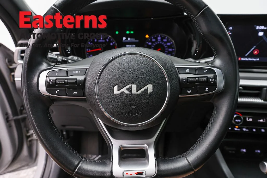 Used 2022 Gray Kia GT-Line image 10