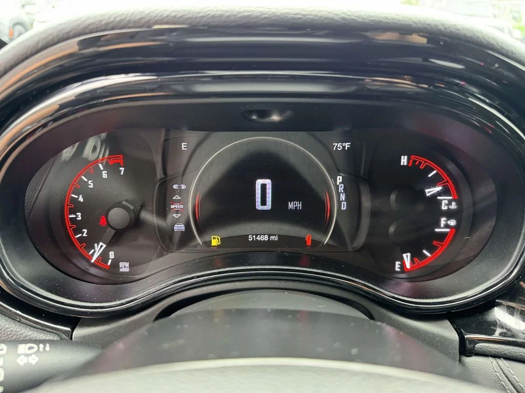 Used 2022 Black Dodge SXT image 24