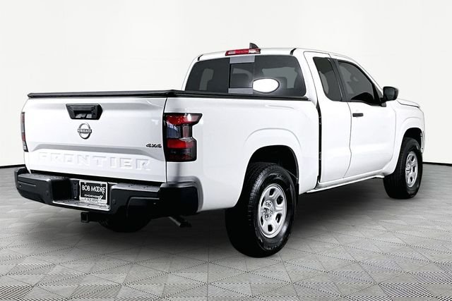 Used 2025 White Nissan S image 6