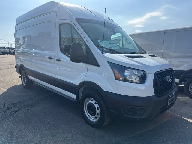 2026 Ford Transit Commercial Base