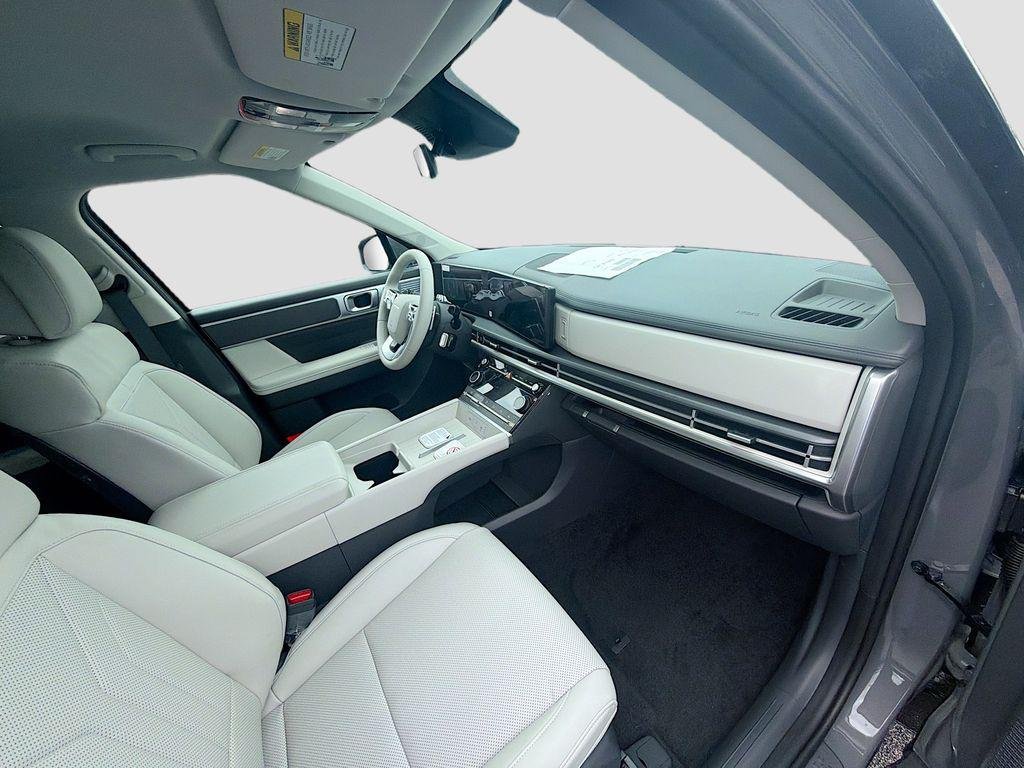 New 2026 Hampton Gray Hyundai SEL FWD image 21