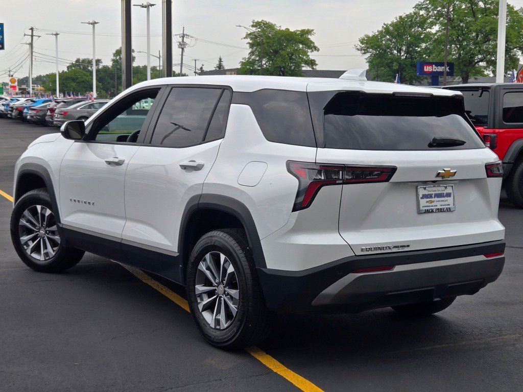 2025 Chevrolet Equinox LT - Photo 15
