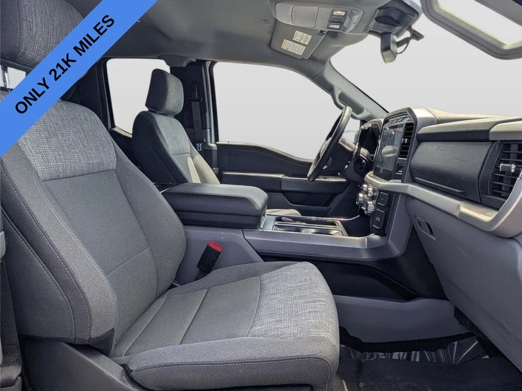 Used 2022 White Ford XLT image 9