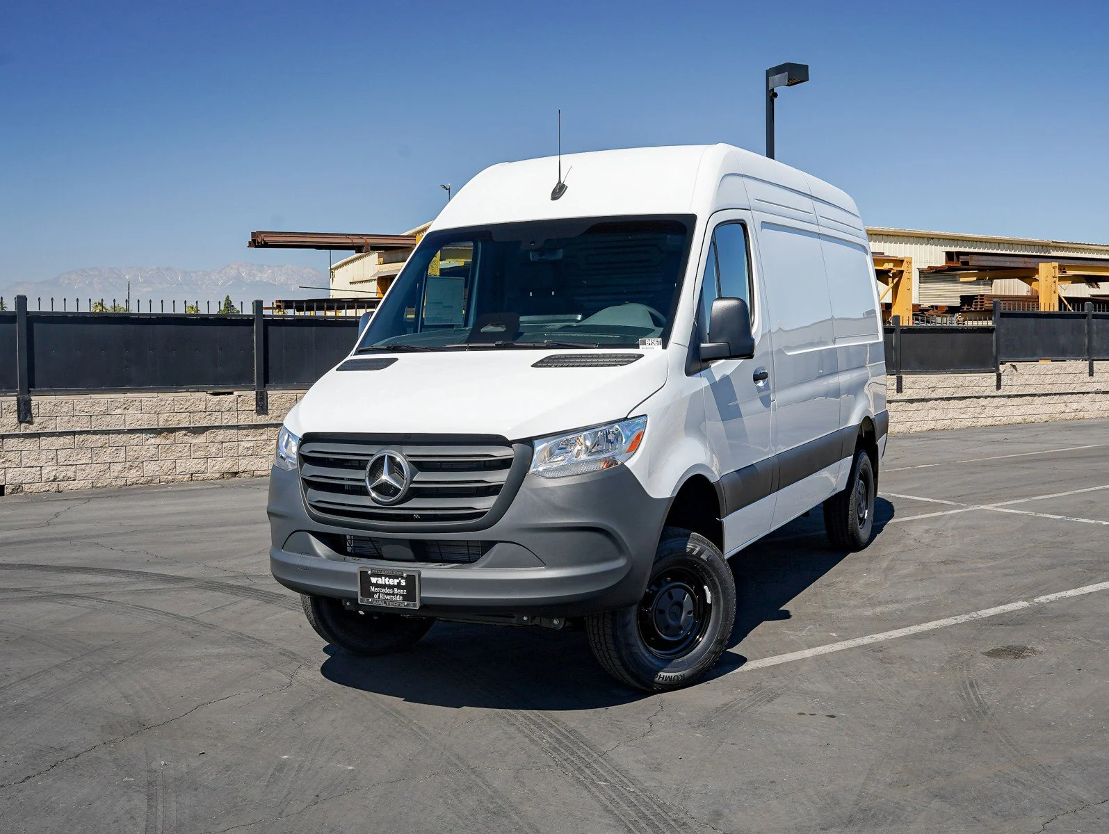 2026 Mercedes-Benz Sprinter 2500 144 WB HO AWD's photo