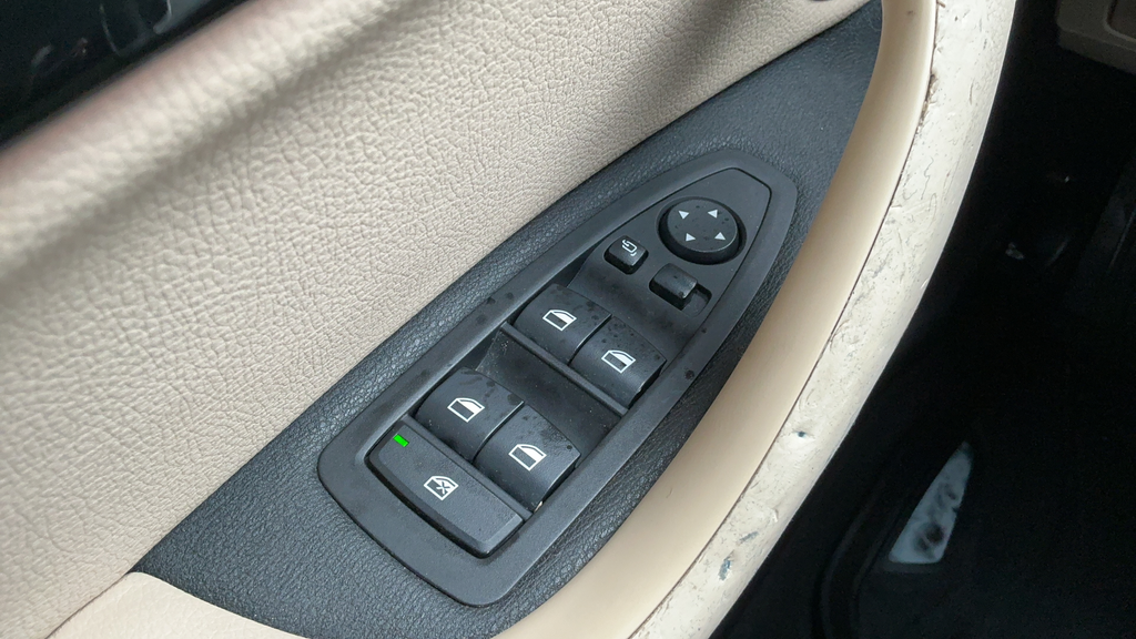 Used 2016 Brown BMW xDrive28i image 13