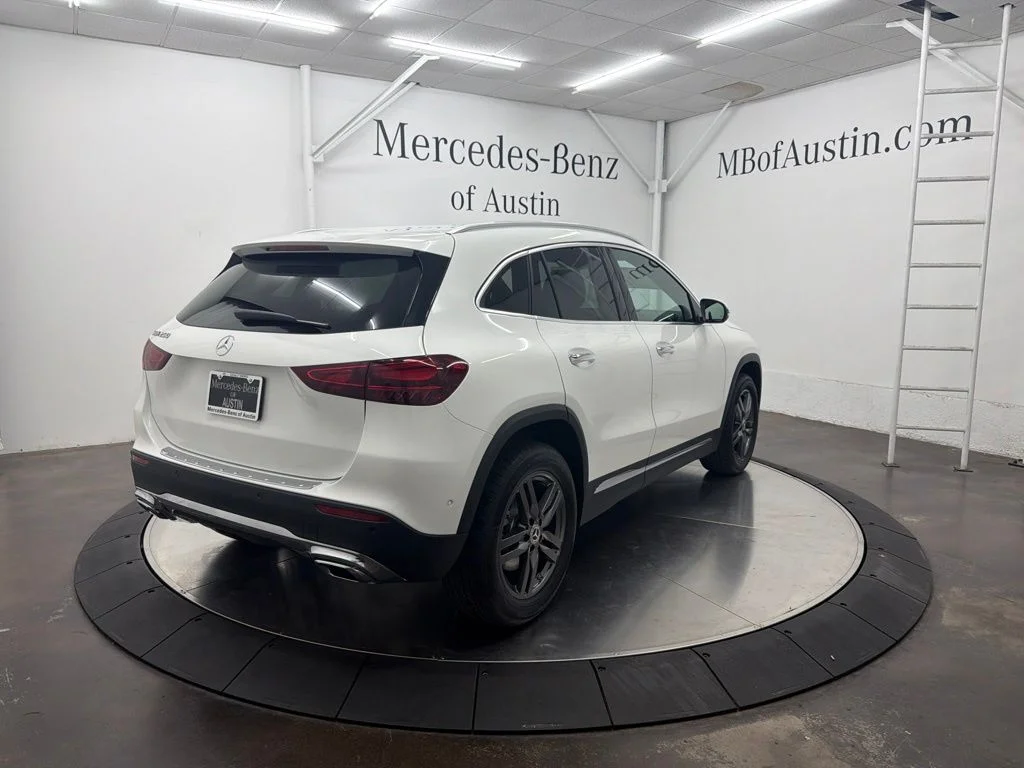 New 2026 White Mercedes-Benz GLA 250 image 7