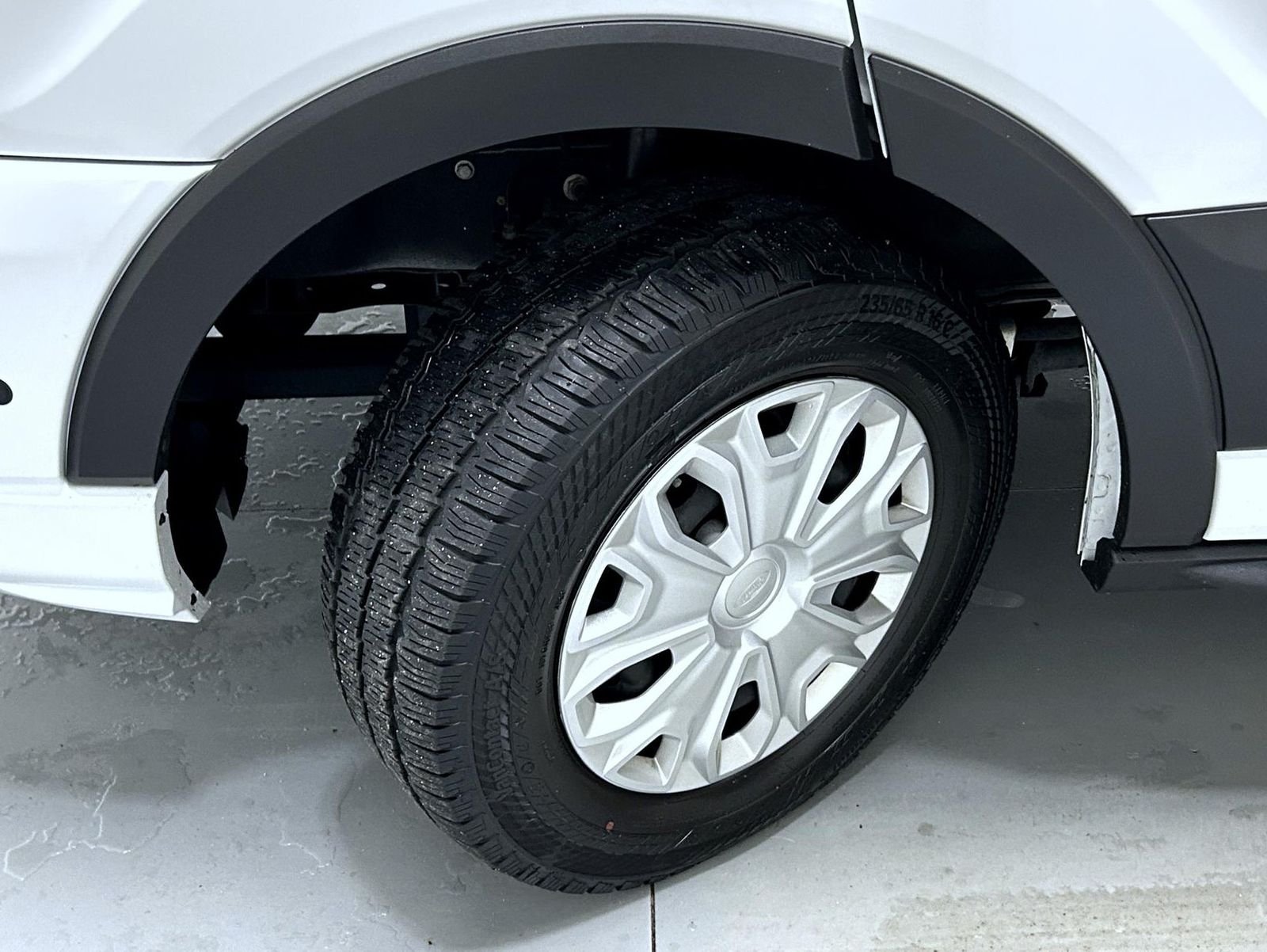 Used 2024 White Ford XLT image 22
