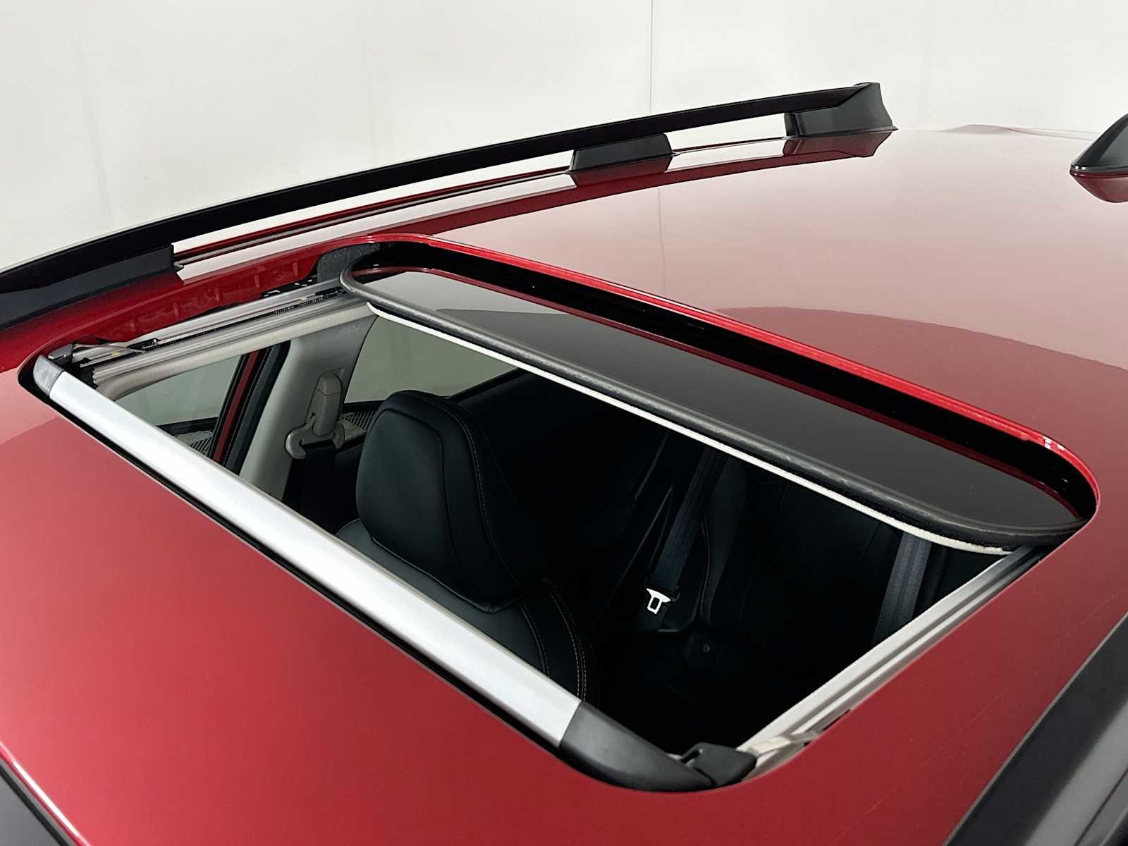 New 2026 LITHIUM RED PEARL Subaru Limited image 19