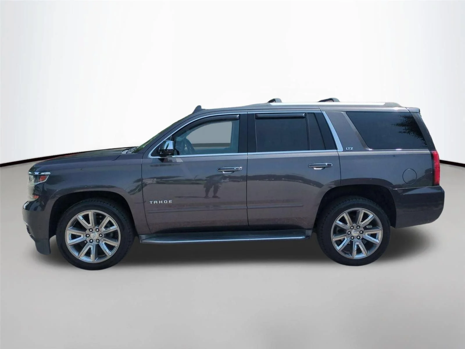 Used 2015 Tungsten Metallic Chevrolet LTZ image 2