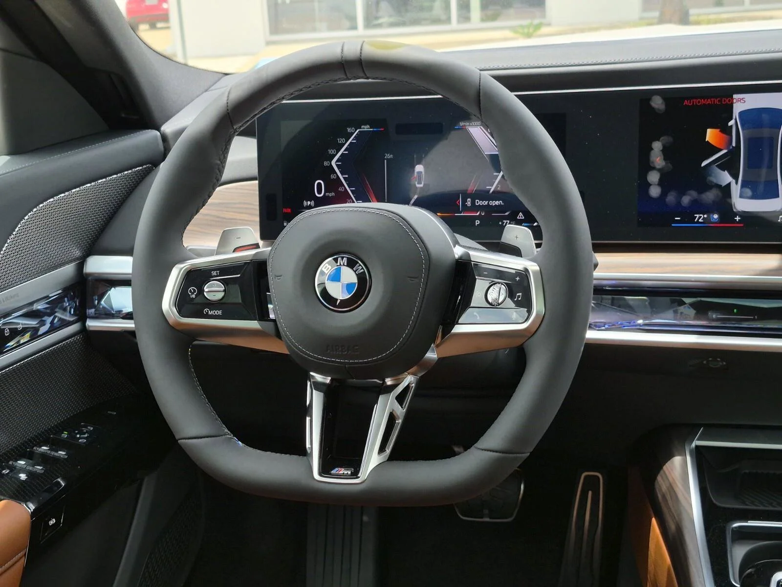 New 2026 Mineral White Metallic BMW 760i xDrive image 17