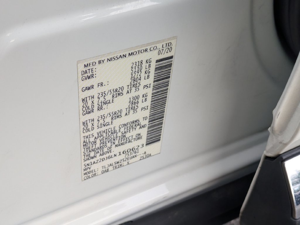 Used 2020 White Nissan Platinum image 22