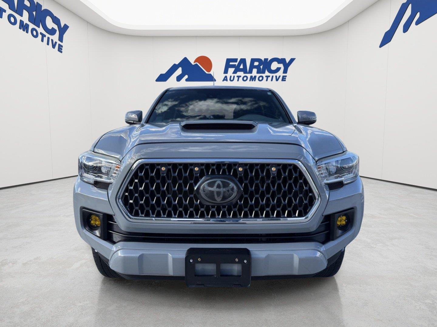 Used 2018 Cement Toyota TRD Sport image 21