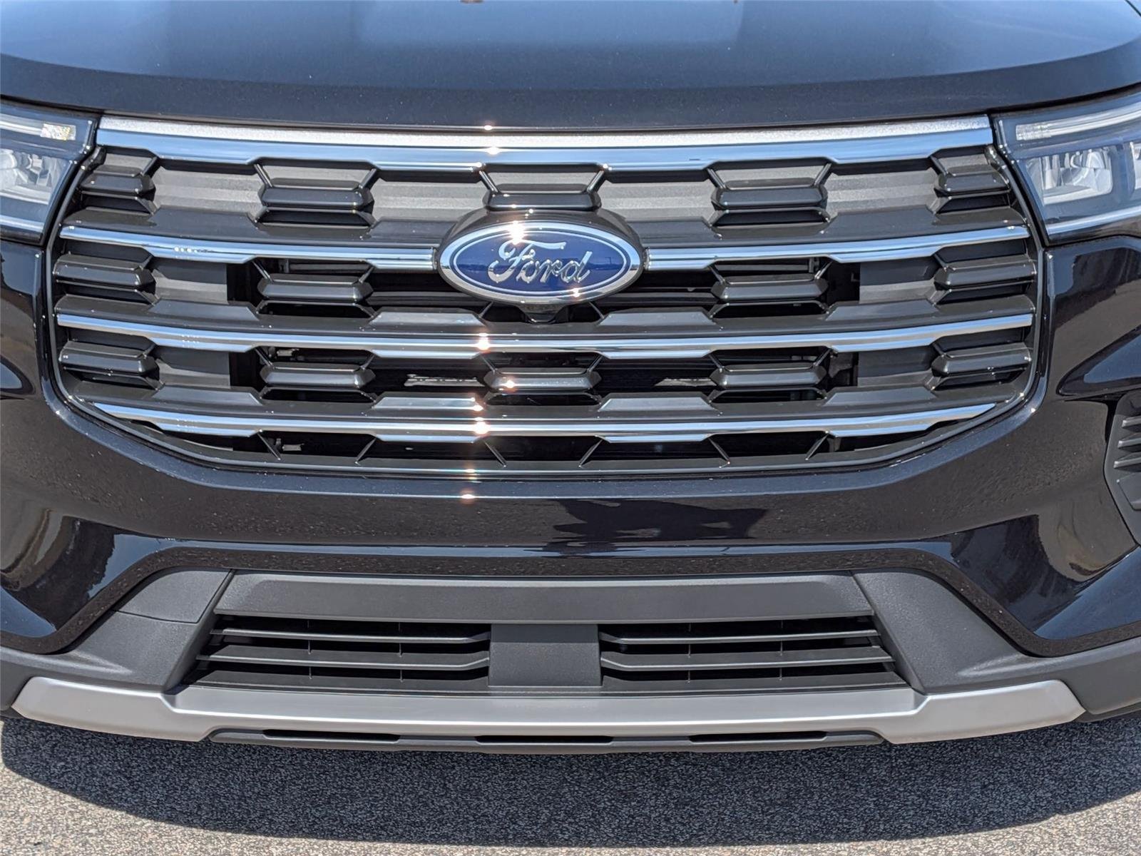 New 2026 Agate Black Metallic Ford Active image 13